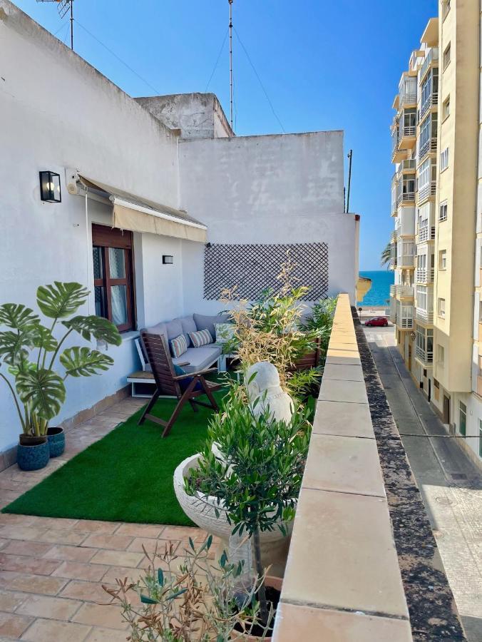 Gatu Premium Atico Caleta , Preferente Mayores De 25 Anos Y Familias Cádiz Eksteriør billede